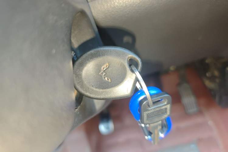 Used Wuling Rongguang 2012 1.5L Extended Basic Version Vehicle Key