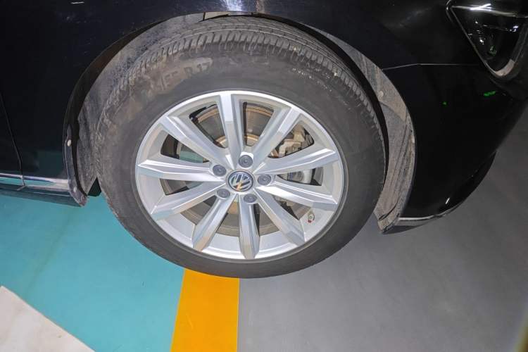 Used Volkswagen Magotan 2018 330TSI DSG Advanced Model
