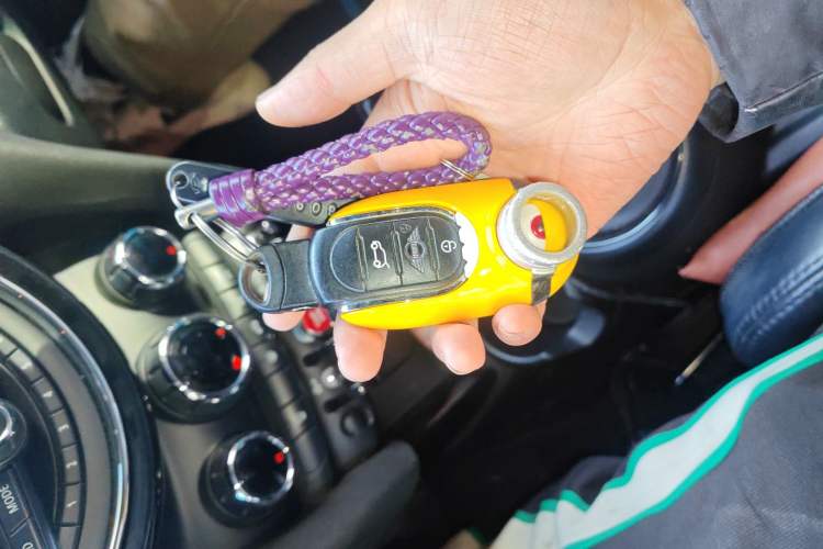 Used MINI MINI 2018 2.0T COOPER S Artist Five-Door Edition
