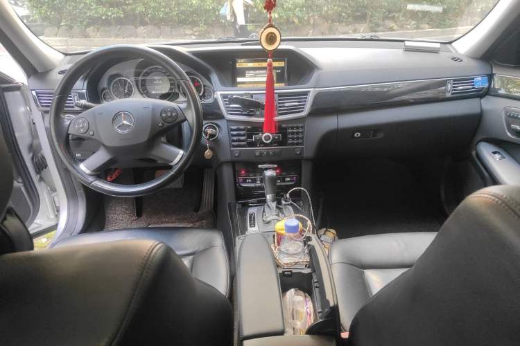 Used Mercedes-Benz E-Class 2011 E 260 L CGI Fashion Model