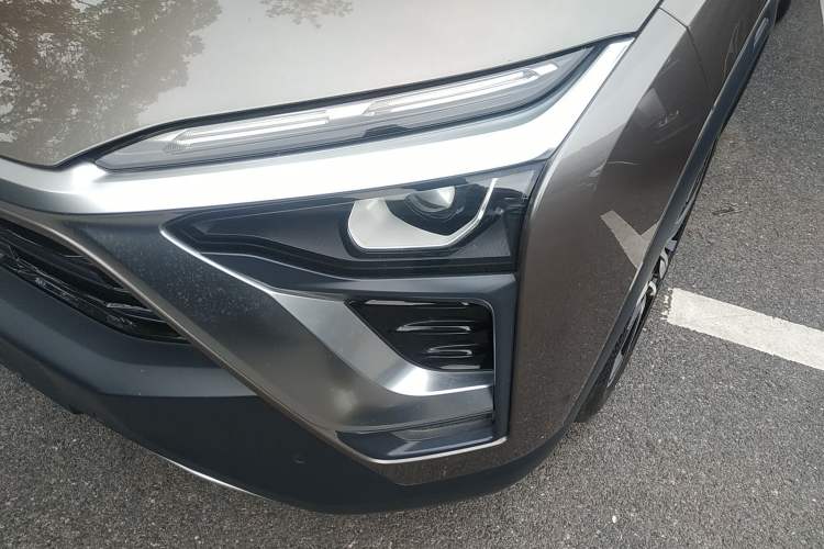 Used Nio ES8 2018 Founder Edition Left Front Headlight