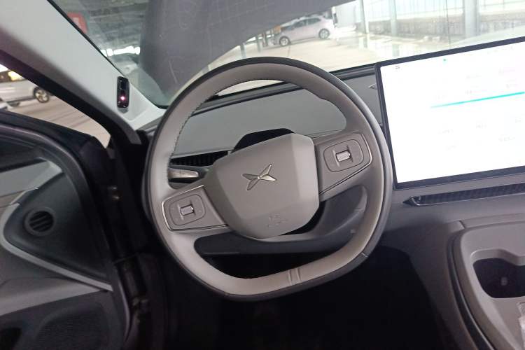 Used XPeng MONA M03 2025 600 with Ultra-Long Range Max Steering Wheel