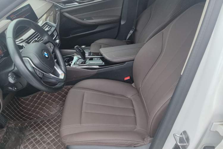 Used BMW 5 Series 2020 525Li Luxury Package