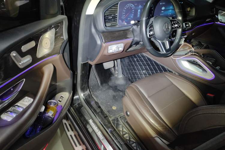 Used Mercedes-Benz GLE 2021 GLE 350 4MATIC Stylish Model Driver Seat