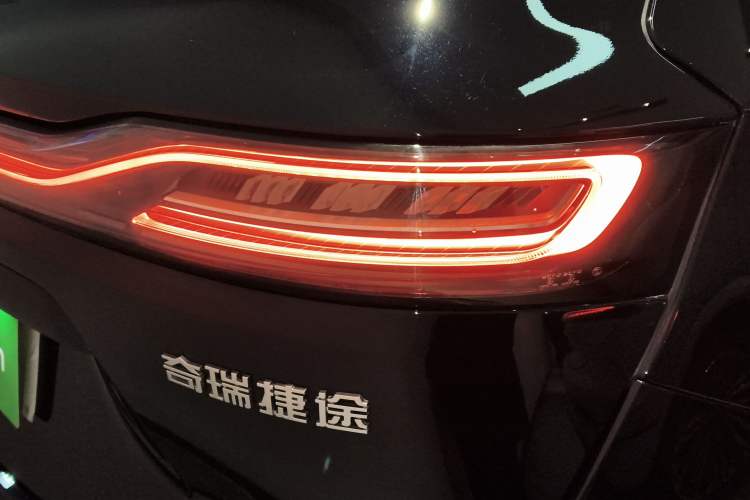 Used JETOUR Shanhai L9 2025 1.5TD 2DHT Luxury Edition 6-Seater
