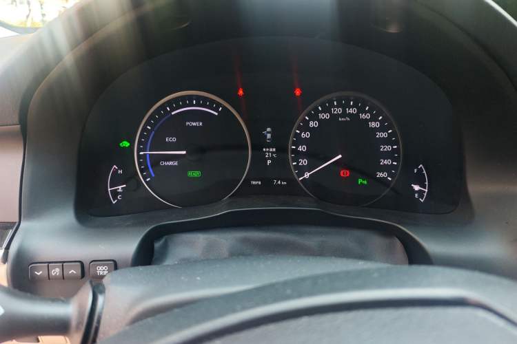 Used Lexus ES 2013 300h Elite Edition