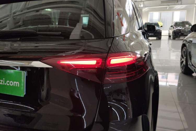 Used Mercedes-Benz GLE 2024 GLE 450 4MATIC Stylish Model