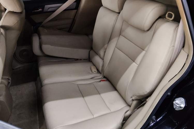 Used Honda CR-V 2010 2.0L automatic two-wheel drive urban version Left Rear Seat