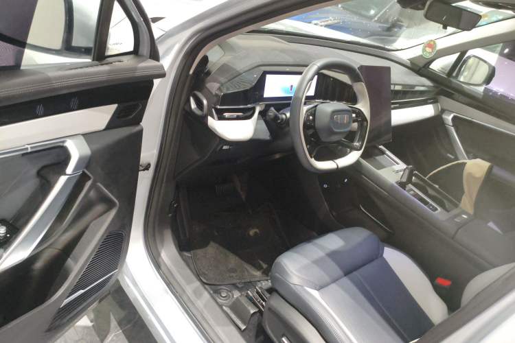 Used Geely Auto FX11 2024 1.5TD DCT Prestige Edition
