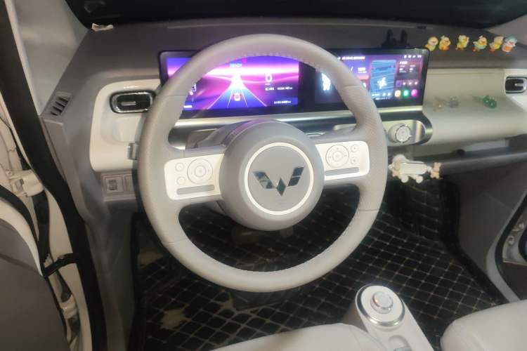 Used Wuling Air ev 2023 - Four Seats - Advanced Edition Steering Wheel