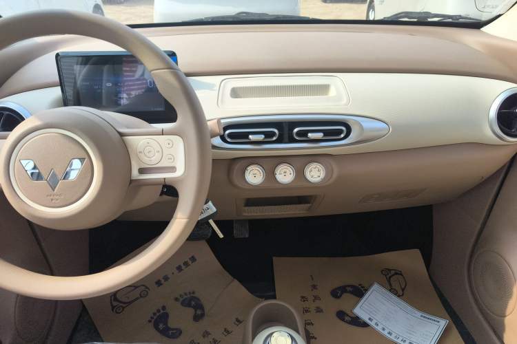 Used Wuling Hongguang MINIEV 2025 Four-Door Version Advanced Edition
