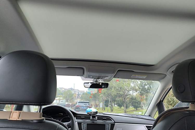 Used Volkswagen Touran 2018 Volkswagen Touran L 280TSI DSG Comfort Edition 7 Seats China VI Standard
