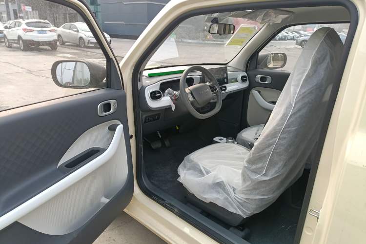 Used Geely Galaxy Panda 2025 210 km – Yuanqi Bear