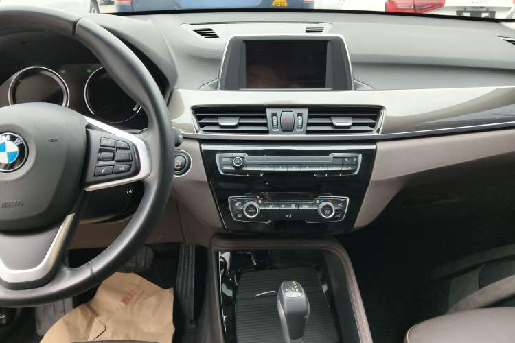 Used BMW X1 2019 sDrive18Li Premium Edition
