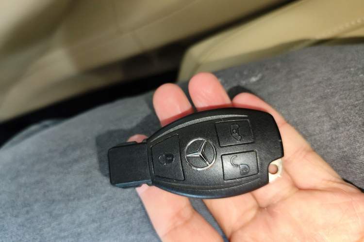 Used Mercedes-Benz Vito 2016 2.0T Business Edition Vehicle Key