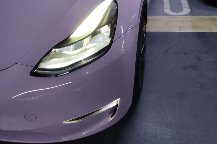 Used Tesla Model Y 2023 Long-Range All-Wheel-Drive Version