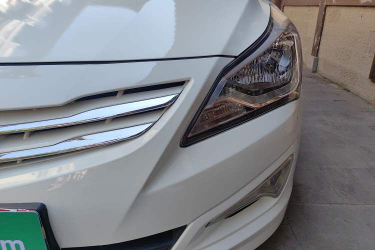 Used Hyundai Verna Ray 2014 1.4L Automatic GLX