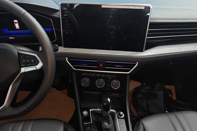 Used Volkswagen Sagitar 2026 Model 30 Million Units Selected 300TSI DSG Surpassing Edition