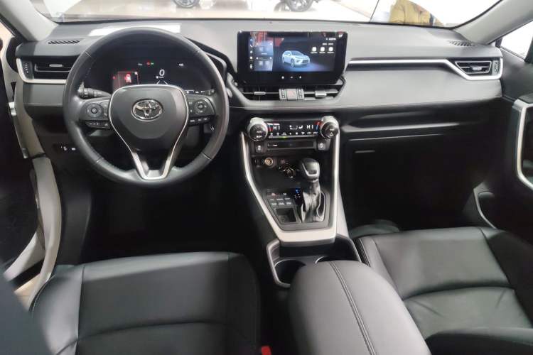 Used Toyota Wildlander 2023 2.0L CVT Four-Wheel Drive Luxury PLUS Edition