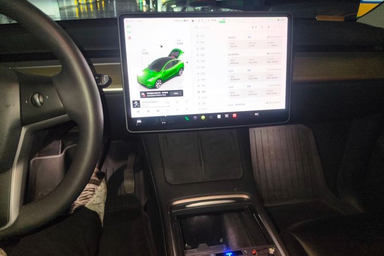 Used Tesla Model Y 2022 Revised Version Rear-Wheel Drive Audio And AC Panel