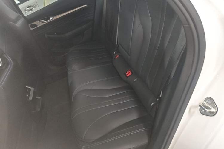 Used Geely Auto Preface 2025 Dongfang Yao 1.5TD Kunlun Edition