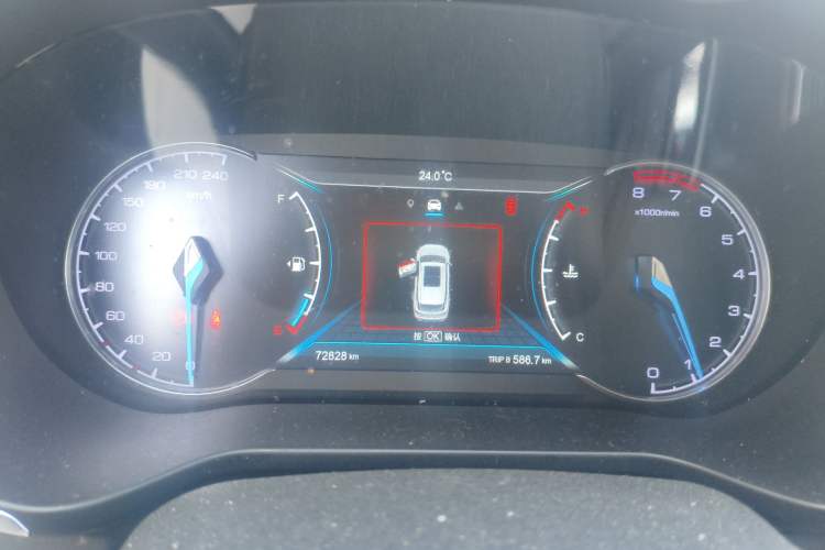 Used CHANGAN OSHAN COS1 2020 1.5T Manual Fashionable Smart Connectivity 7-Seater