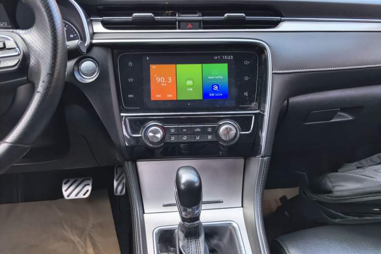 Used MG 6 2017 20T Automatic Luxury Smart Connect Version China V Standard Audio And AC Panel