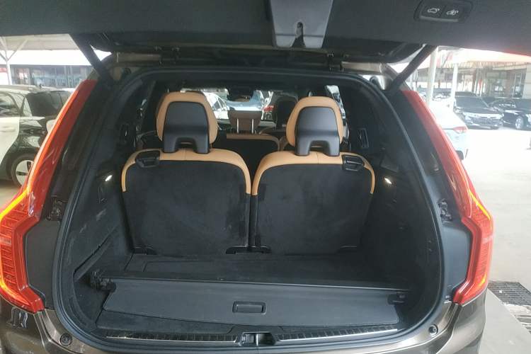 Used Volvo XC90 2017 T6 Prestige 7-Seater
