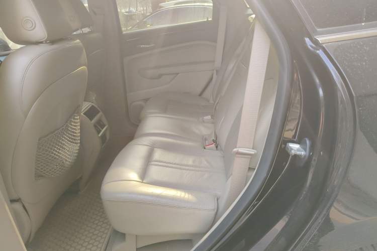 Used Cadillac SRX 2011 3.0L Luxury Model