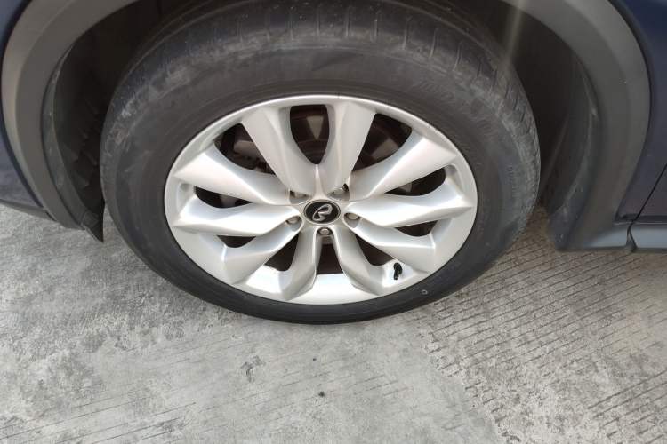 Used Infiniti QX50 2018 2.0T Two-Wheel-Drive Elite Edition