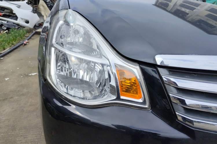 Used Nissan Sylphy 2018 Classic 1.6XE CVT Comfort Edition Right Front Headlight