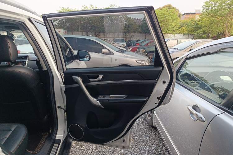 Used Haval M6 2017 1.5T Automatic Two-Wheel Drive Elite Model