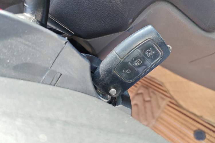 Used Ford Focus 2013 Hatchback Classic 1.8L Manual Base Model
