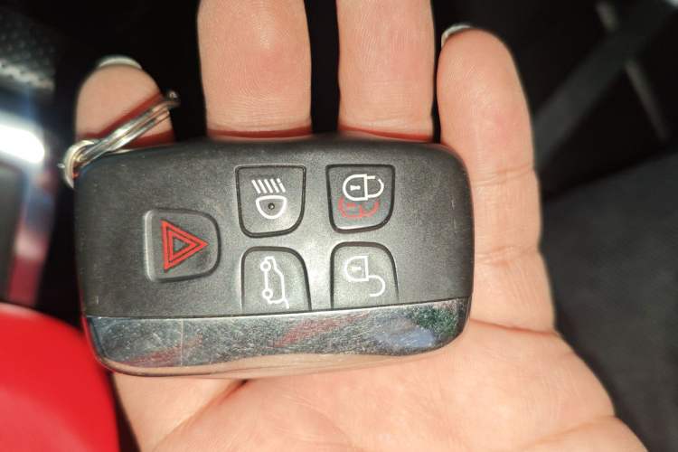 Used Land Rover Discovery 2018 5th Generation 2.0T SE
