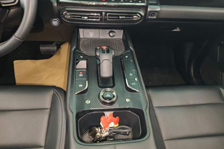 Used Haval H Dog New Energy 2023 DHT-PHEV 105km Tide Electric Version Plus Gear Lever