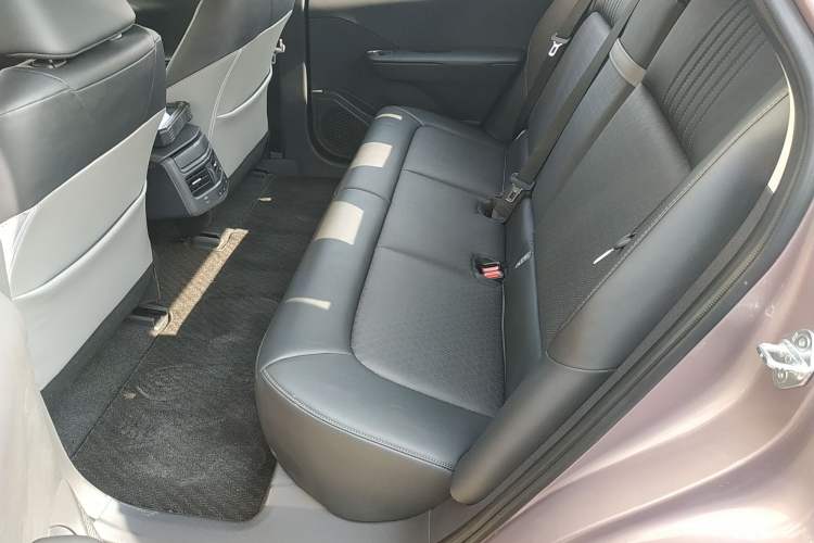 Used Toyota bZ3 2023 616 km Long-Range Premium
