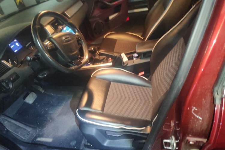 Used Qoros 3 2014 Hatchback 1.6L Automatic Zhiyue Model Left Front Seat