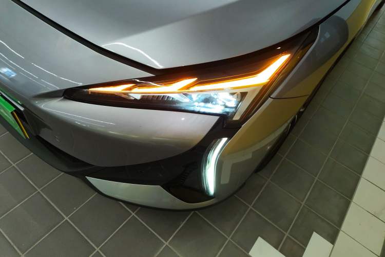 Used ARCFOX Alpha S5 2024 560MAX 185kW Left Front Headlight