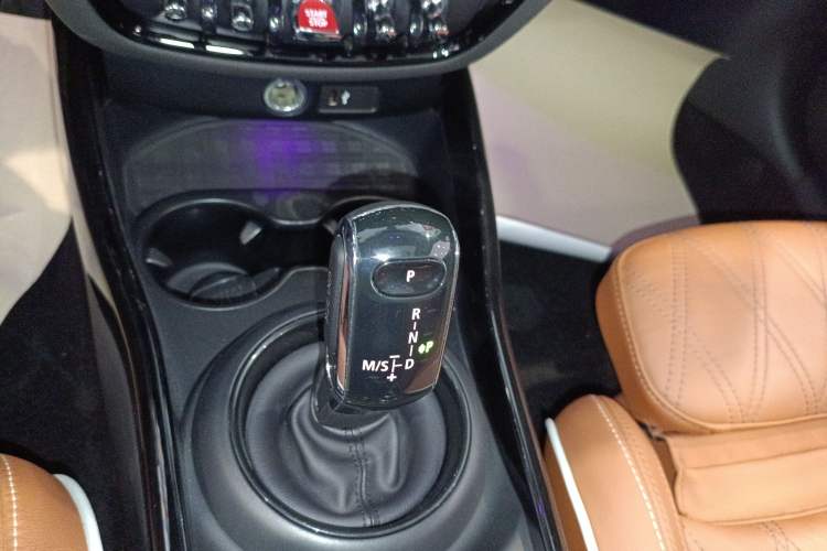 Used MINI Clubman 2023 2.0T COOPER S Connoisseur