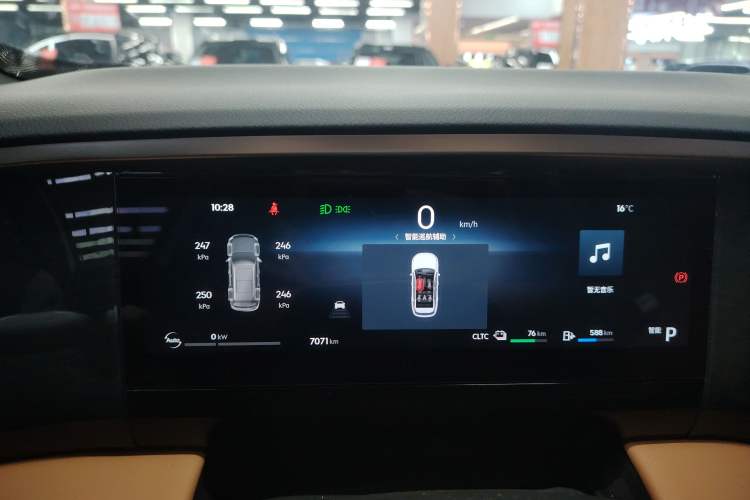 Used Geely Galaxy L7 2025 EM-i 115km Exploration Edition
