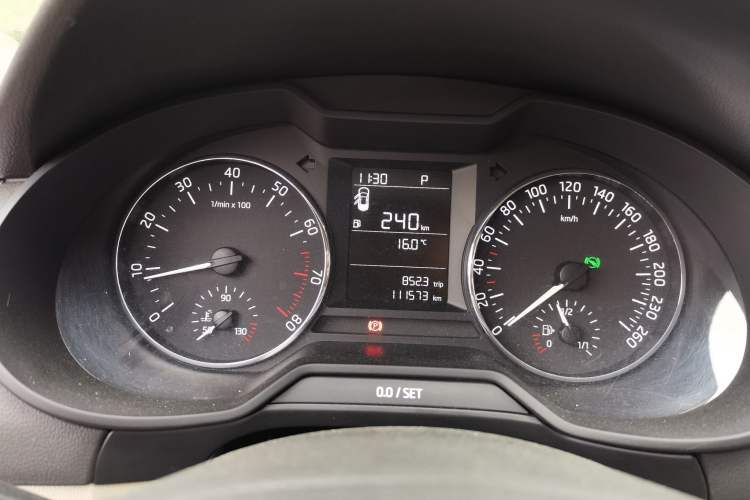 Used Skoda Octavia 2015 1.6L Automatic Yijie Edition Instrument Cluster
