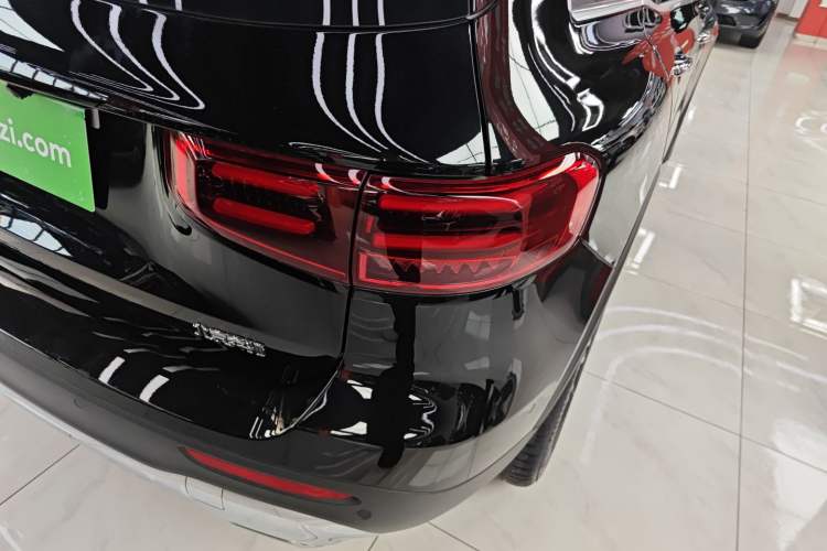 Used Mercedes-Benz GLB 2024 GLB 220 Dynamic Edition Exterior 3