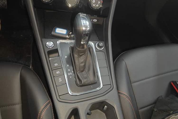 Used Volkswagen Bora 2025 Facelifted 200TSI DSG Yuexing Navigation Edition