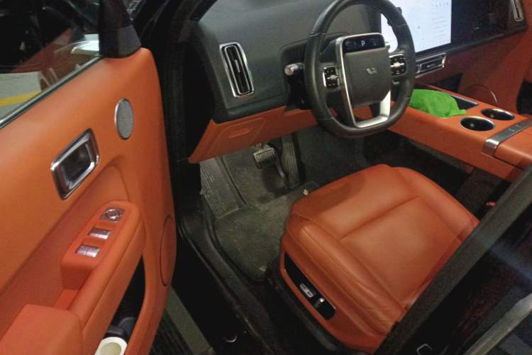 Used Li Auto L8 2023 Pro Model Driver Seat