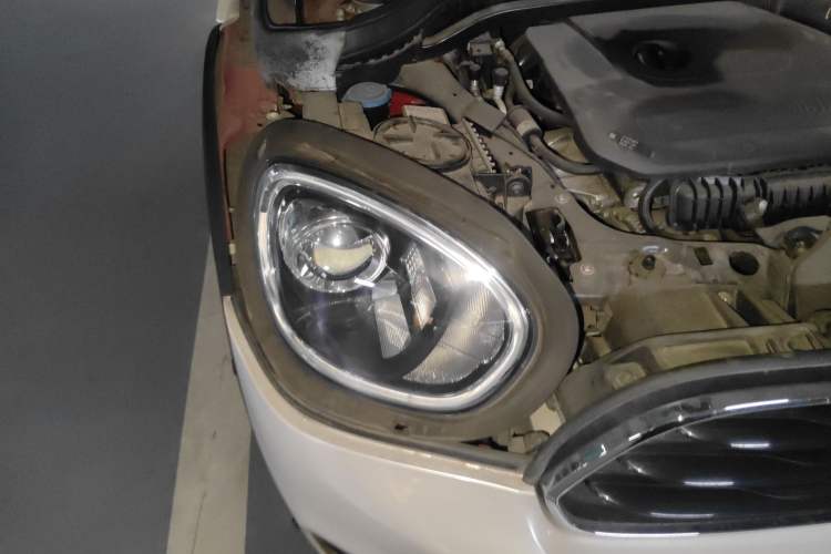 Used MINI Countryman 2019 1.5T COOPER Artist Weekend Travel Edition
