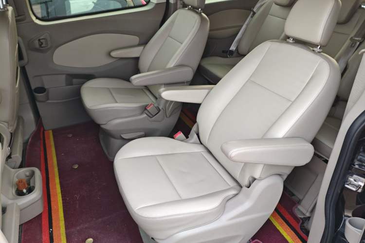 Used Ford Tourneo Custom 2017 2.0T Automatic Elite Edition Left Rear Seat