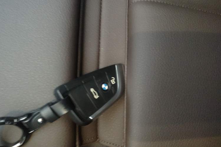 Used BMW 1 Series 2019 118i M Sport Package Vehicle Key