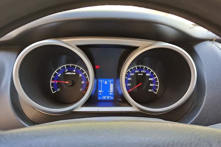 Used CHANGAN KAICHENG Ounuo S 2012 1.5L Elite Version
