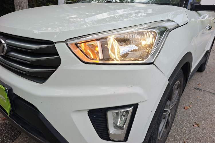 Used Hyundai ix25 2015 1.6L Automatic Two-Wheel Drive Smart GLS Trim Left Front Headlight