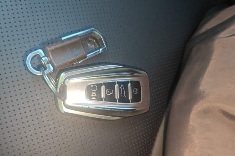 Used Geely Auto Emgrand L 2022 1.4T CVT Flagship Edition
